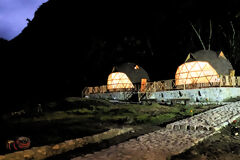 Cupole di notte