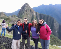 Una parte del gruppo a Machu Picchu